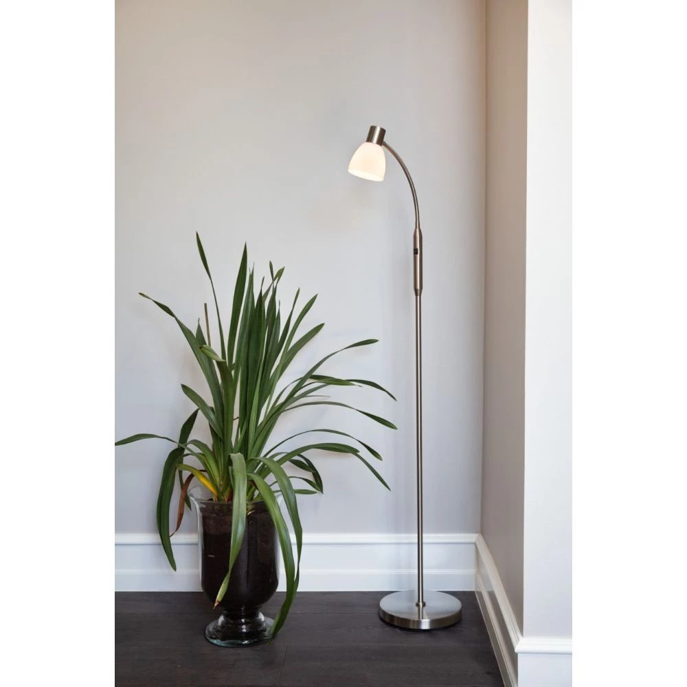 Halo Design HUDSON Gulvl. LED 1L G9, Opal Glas / B-Stål - 736898 4 Halo Design HUDSON Gulvl. LED 1L G9, Opal Glas / B-Stål - 736898 - Billede 2