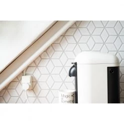 Form Design Designerstik Stikprop 230V M. Jord Hvid -homeshop Salgsbutik unnamed file 3813